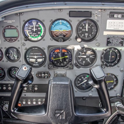 飛行中にエンジンが止まった